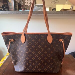 Louis Vuitton Neverfull MM Monogram/Pivone